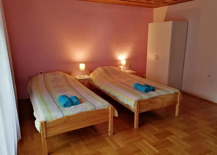 بيت ضيافة Brisar 1898