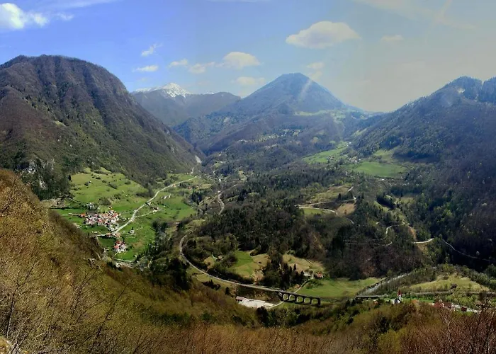 ゲストハウス Brisar 1898