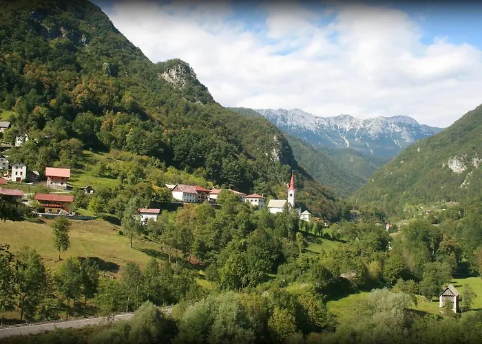 Brisar 1898 بيت ضيافة *